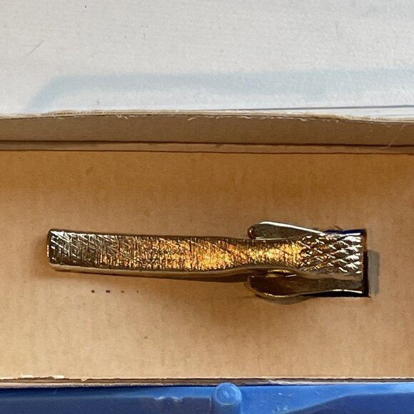 Vintage Cub Scouts Boy Scouts of America BSA Tie Clip #316 Original Case - Picture 4 of 5